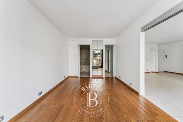 Paris 16ème, Appartement 1 Chambre -  62 m² à vendre