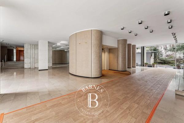 Paris 16ème, Appartement 1 Chambre -  62 m² à vendre