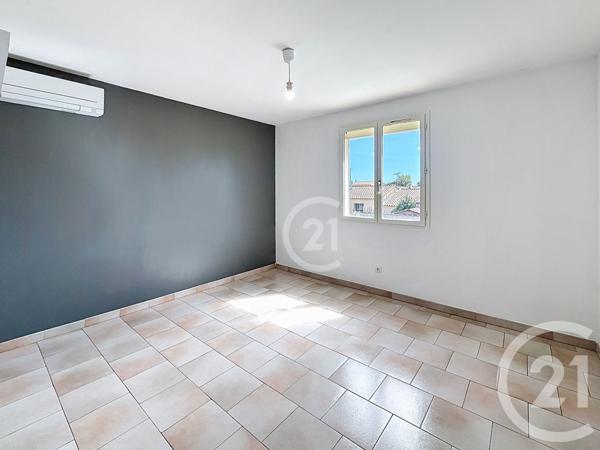 Maison à vendre  4 pièces - 133,53 m2 ST MARTIN DE CRAU - 13