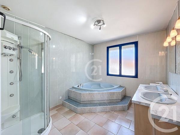 Maison à vendre  4 pièces - 133,53 m2 ST MARTIN DE CRAU - 13