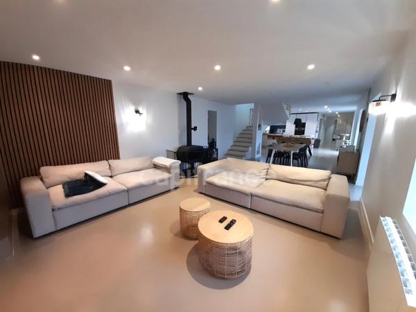 Maison à vendre 5 pièces ERGUE GABERIC (29500)- surface habitable 162.56 m2- 3 chambres - parcelle de 895 m2