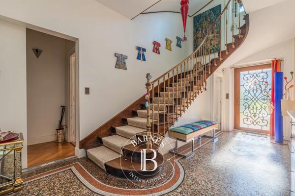 Évian-les-Bains, Maison 8 Chambres -  433 m² à vendre