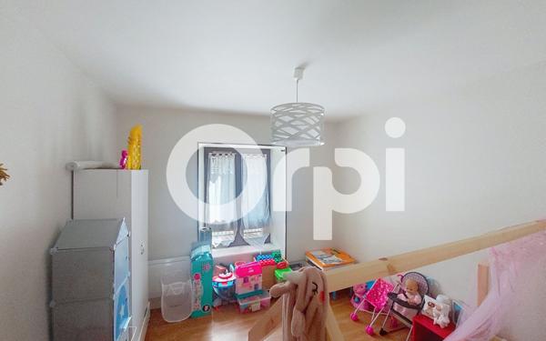 Appartement à louer    3 pièces • 72,85 m2 Saint-Flour