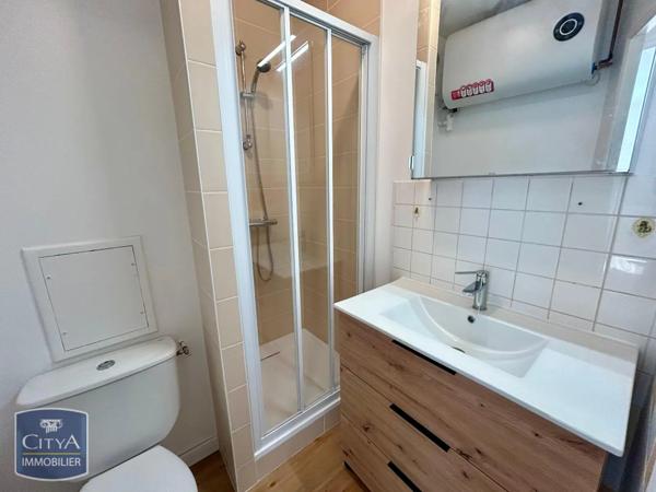 Appartement à louer 1 pièce 21.76m²