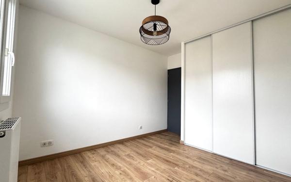 Maison à vendre    7 pièces •  Le Monastère