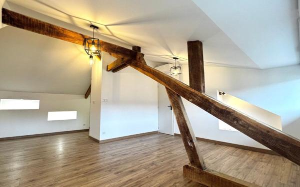 Maison à vendre    7 pièces •  Le Monastère