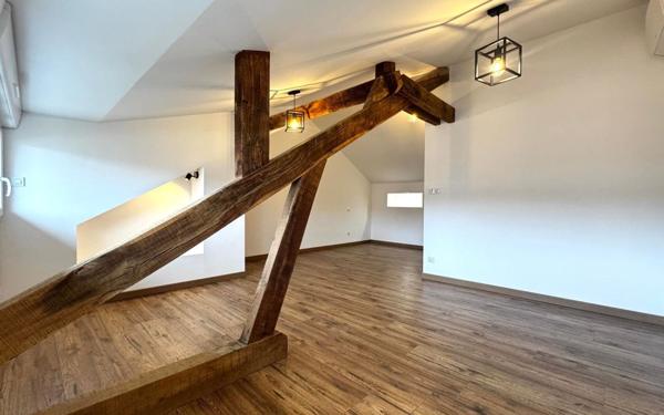 Maison à vendre    7 pièces •  Le Monastère