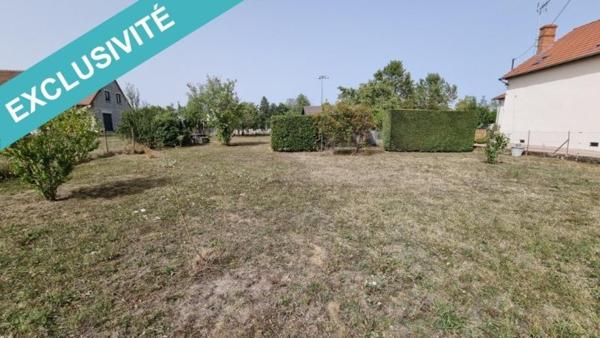 Terrain a batir 822 m² dans le centre de Saint Pourçain sur sioule