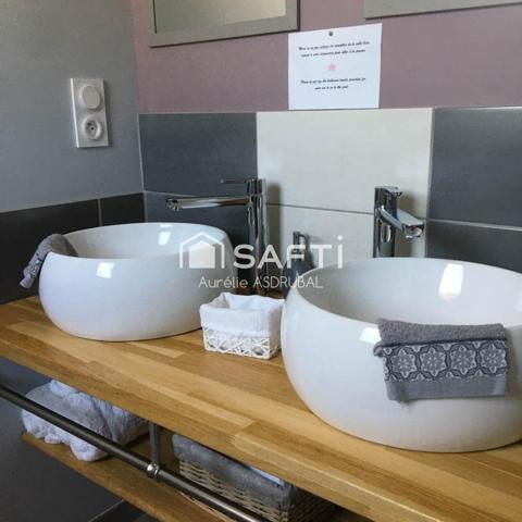 Ensemble maison avec 5 chambres d'hôtes