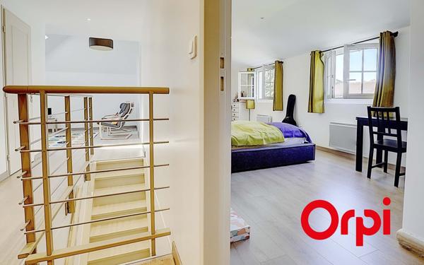 Maison à vendre    5 pièces •  Cailloux-sur-Fontaines