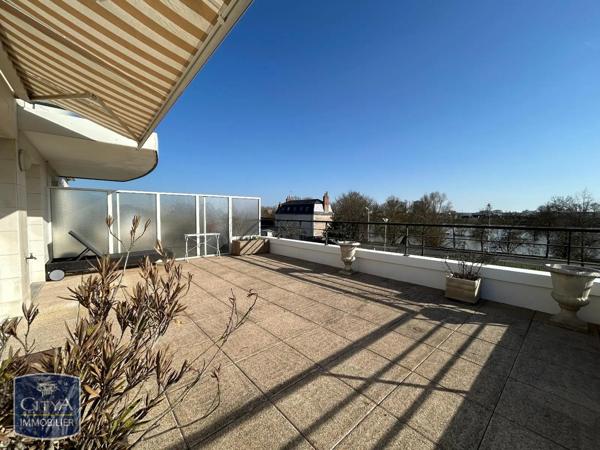 Appartement à louer 3 pièces 85.3m²