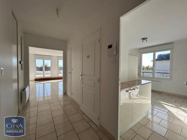 Appartement à louer 3 pièces 85.3m²