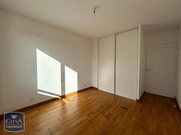 Appartement à louer 3 pièces 85.3m²
