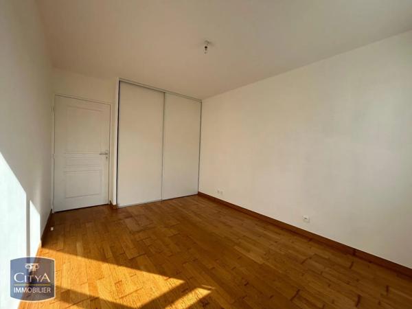 Appartement à louer 3 pièces 85.3m²