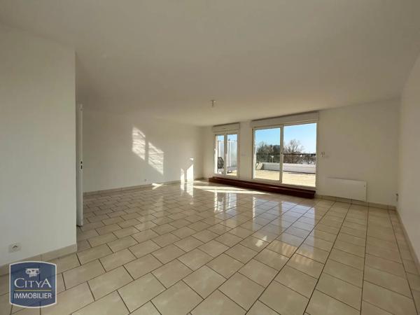 Appartement à louer 3 pièces 85.3m²
