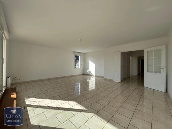 Appartement à louer 3 pièces 85.3m²