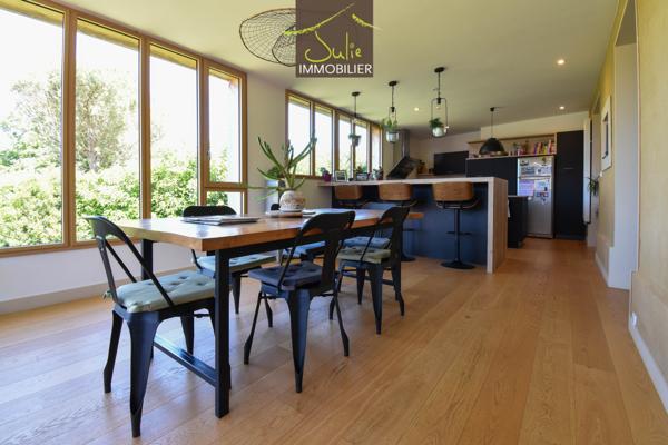 ARGENTONNAY - Maison de caractère - 270 m² hab. avec jardin