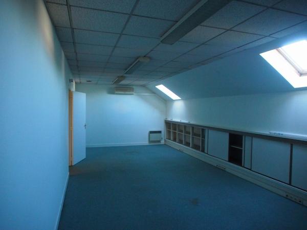IMMEUBLE DE BUREAUX 530 m²