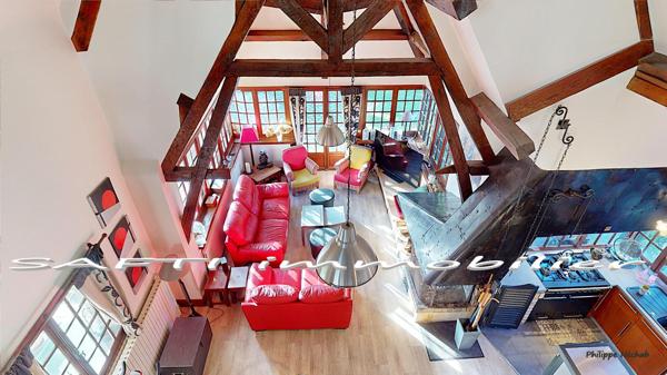 Propriété de 10 pièces, 5 chambres, 2 vérandas, piscine d'intérieur, terrain clos de 3500m2.