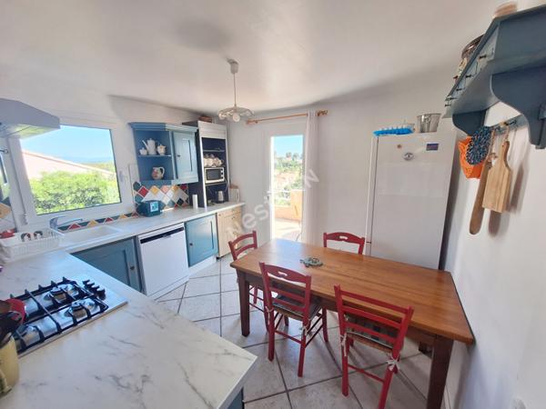 HYERES Costebelle - Maison T6 - Dépendance - Piscine - Vue mer