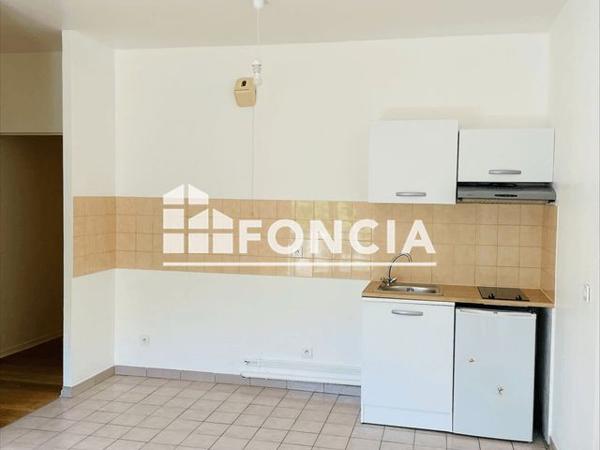 Location Studio 31.1 m² - 37 RUE DU MAIL Savigny Sur Orge 91600