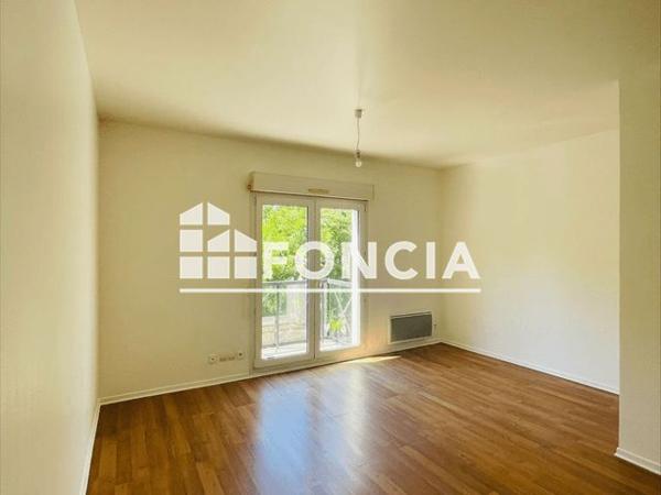 Location Studio 31.1 m² - 37 RUE DU MAIL Savigny Sur Orge 91600