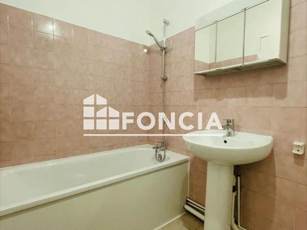 Location Studio 31.1 m² - 37 RUE DU MAIL Savigny Sur Orge 91600