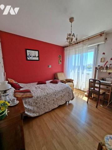 Square des Anciennes Provinces - Appartement T3 lumineux avec balcon - Dernier étage