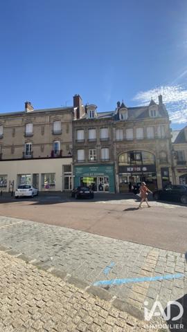 Immeuble à vendre 572 m² Noyon