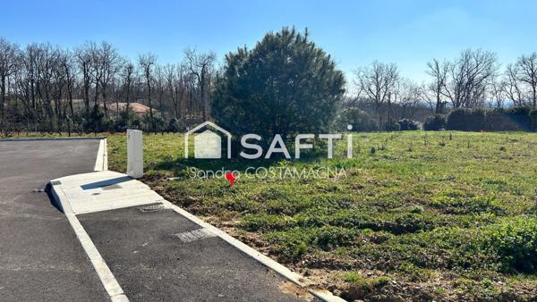 Terrain plat viabilisé