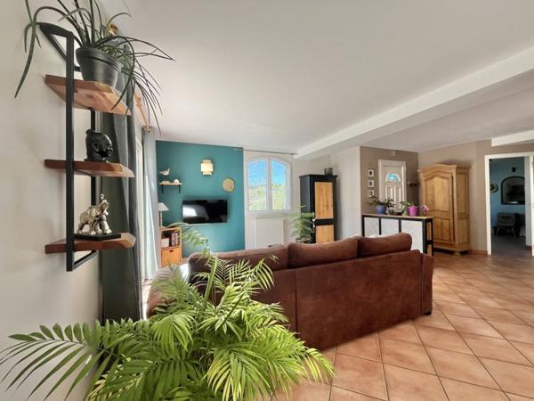 Maison à vendre |  Julos |  5 pièces | 141 m²