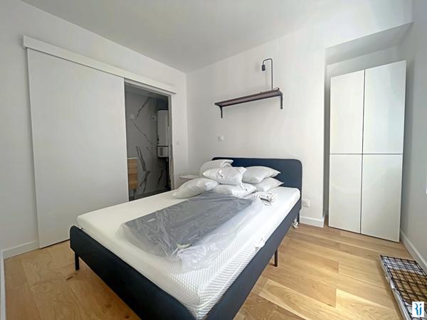 CENTRE VILLE DE ROUEN - Joli F2 MEUBLE de 24,76 m²