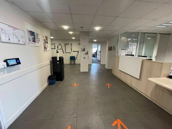 Immeuble à vendre    1 pièce •  Meaux