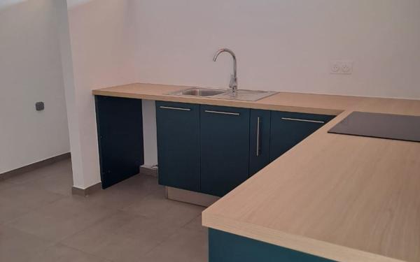 Appartement à louer    3 pièces • 72,37 m2 Matoury