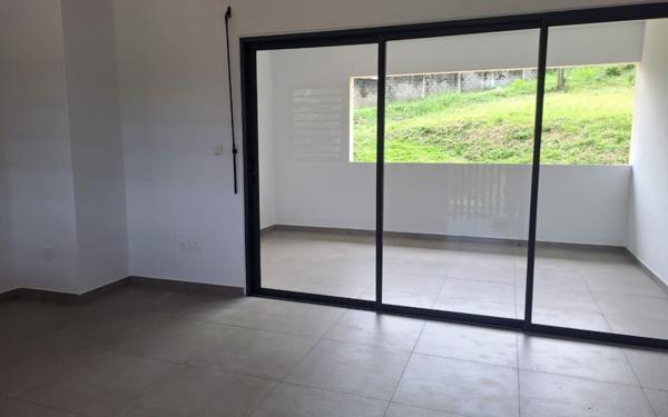 Appartement à louer    3 pièces • 72,37 m2 Matoury