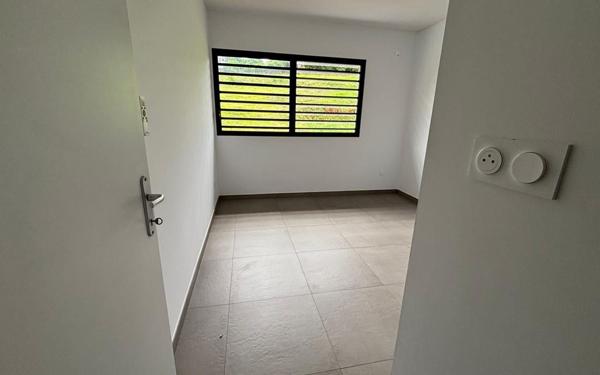 Appartement à louer    3 pièces • 72,37 m2 Matoury