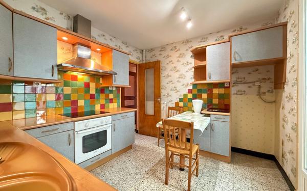 Maison à vendre    4 pièces •  Saint-Palais-sur-Mer