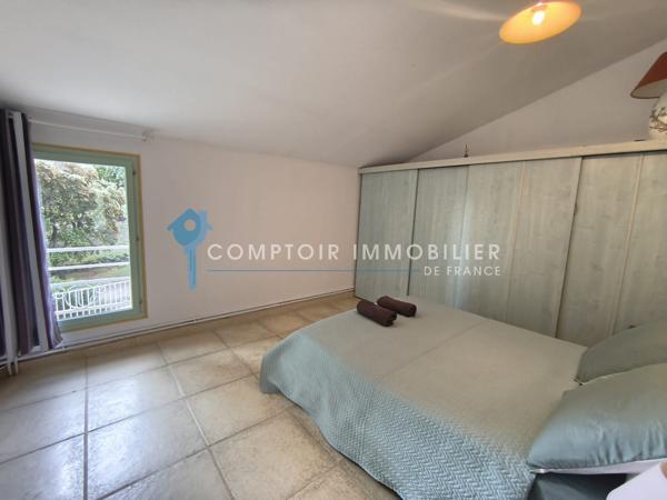Propriete
                                                                                                                                                                                                                                                                                                                        7 pièce(s)                                                                                                                                                                                                          5 chambre(s)                                                                                                                                                                                                          260  m²