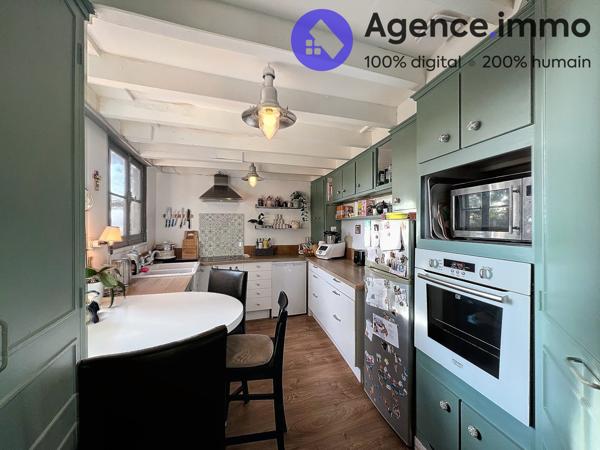 À vendre - Maison ancienne, 6 pièces située à Rochecorbon (37210)