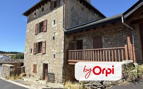 Maison à vendre    8 pièces •  Saint-Alban-sur-Limagnole