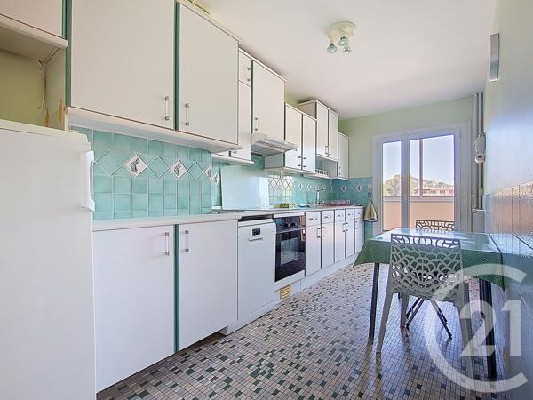 Appartement T4 à vendre  4 pièces - 83,35 m2 MARSEILLE - 13009