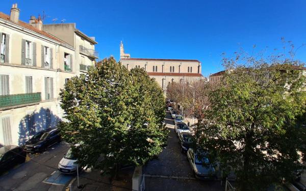Appartement à vendre    3 pièces • 62,18 m2 Toulon
