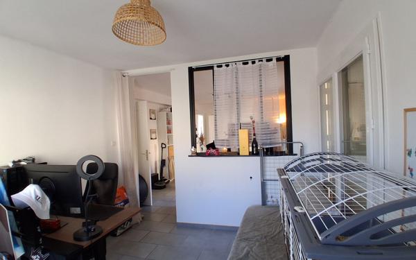 Appartement à vendre    3 pièces • 62,18 m2 Toulon