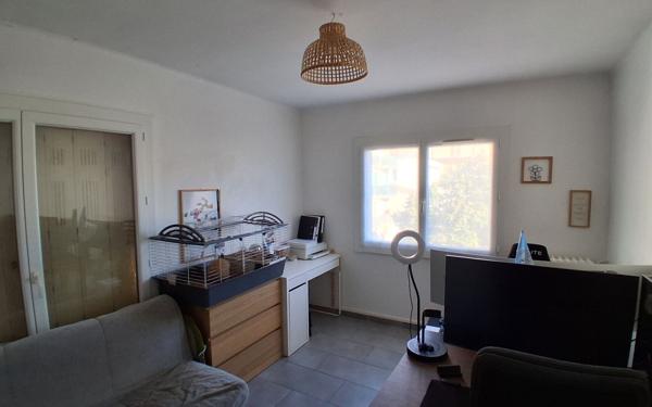Appartement à vendre    3 pièces • 62,18 m2 Toulon