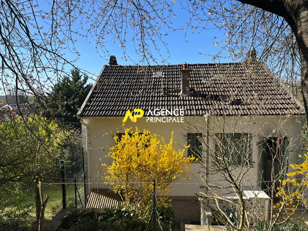 Sartrouville - Maison 4 pièces 3 chambres 100 m2 €369 000 ** - Référence 9480