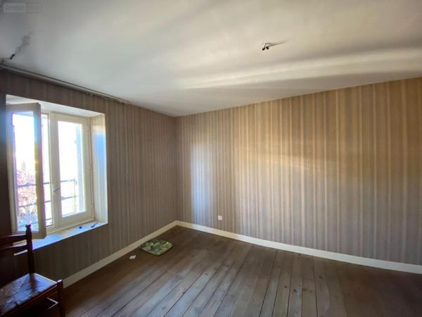 Maison à vendre à Aurillac dans le Cantal (15000), ref : 15061-18