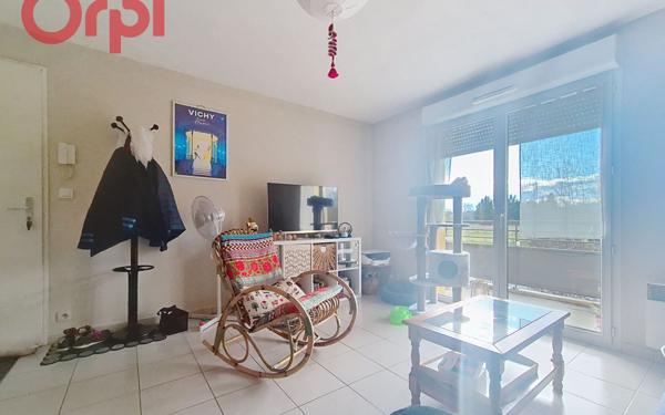 Appartement à vendre    2 pièces •  Hauterive