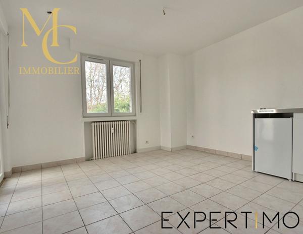 Saint-Cyr-l'École (78210) Appartement 2 pièces à Saint Cyr l'Ecole