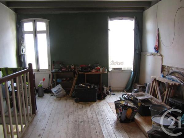 Maison à vendre  3 pièces - 100 m 2   CHEF BOUTONNE  - 79