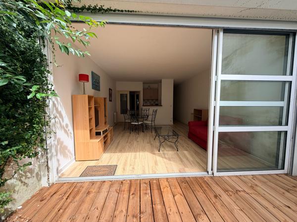 Appartement 2 pièce(s) 1 chambre(s) 49.97 m²